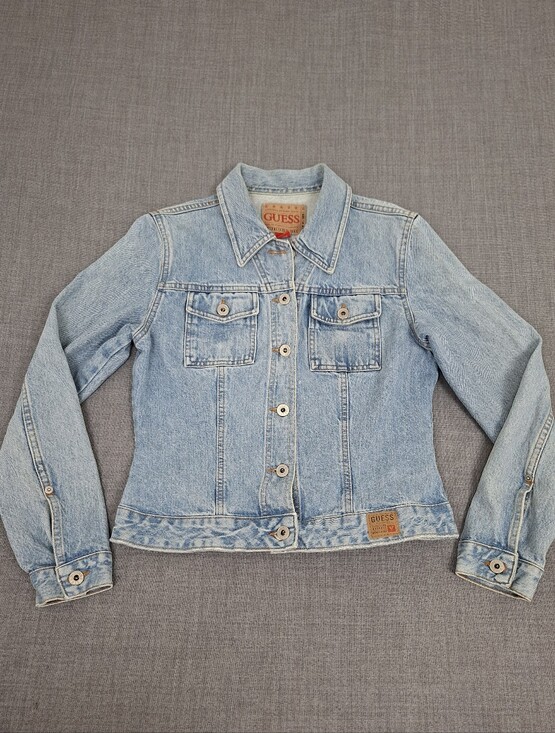 Guess Jackets & Blazers - Guess 100% Cotton Light Wash Classic Denim Button Down Jean Jacket.  Medium